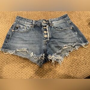 KanCan Medium Wash Denim Shorts